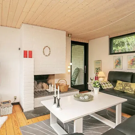 Alluring Holiday In With Terrace בית נופש הלס