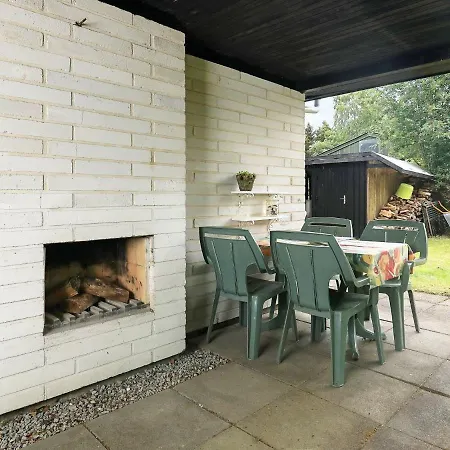 Alluring Holiday In With Terrace * Hals