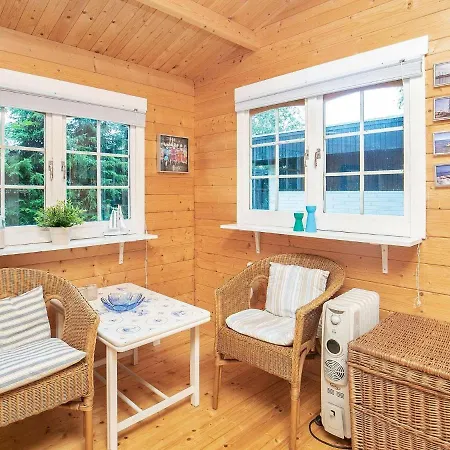 Alluring Holiday In With Terrace בית נופש הלס
